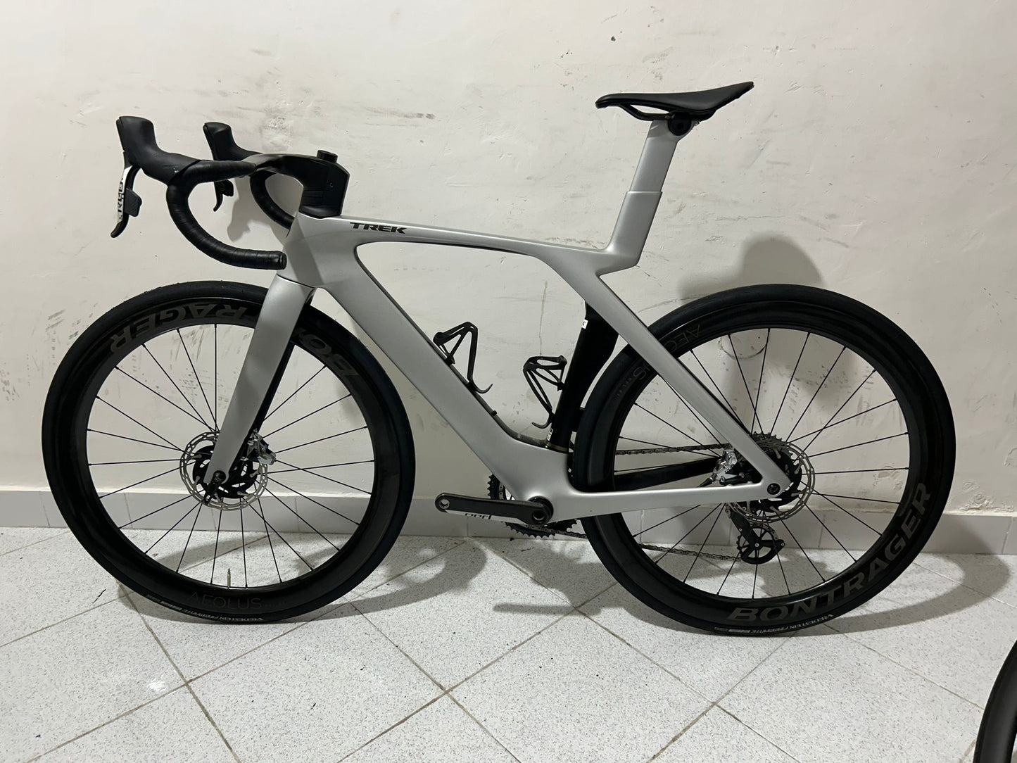 Trek Madone SLR 9 AXS Gen 7 taglia 54 - Usata
