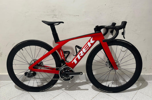 Trek Madone SLR 9 AXS Gen 7 Taglia 47 - Usata